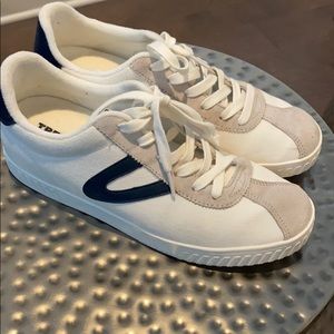 Tretorn Canvas Shoes, size 8